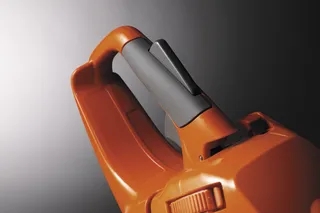 ergonomicka zadni rukojet